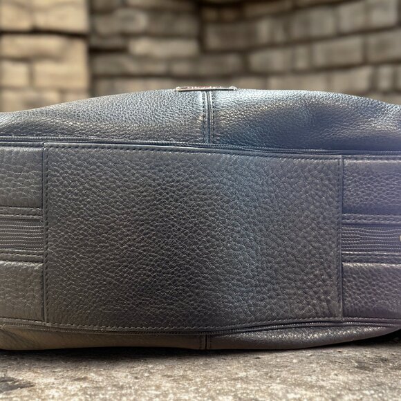 COACH black leather shoulder bag - Picture 3 of 8